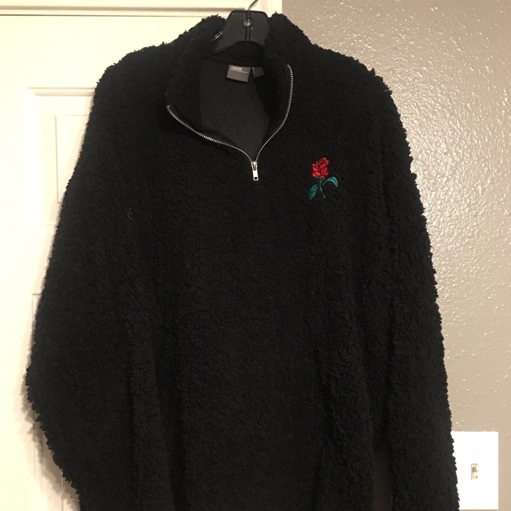 BLACK Sherpa pullover sweater